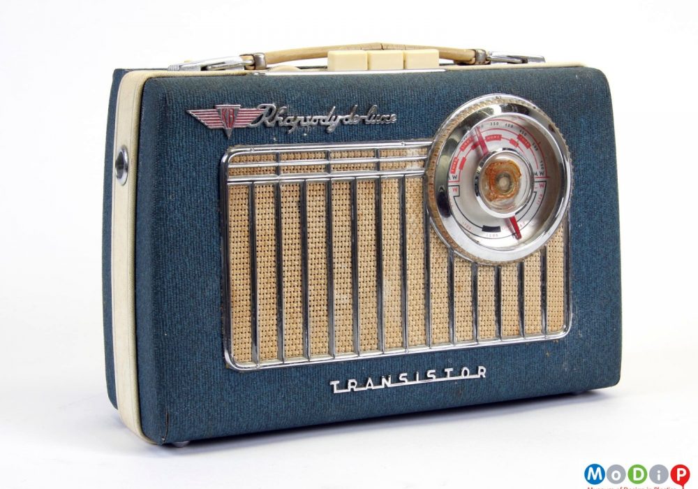 KB Rhapsody De Luxe transistor radio