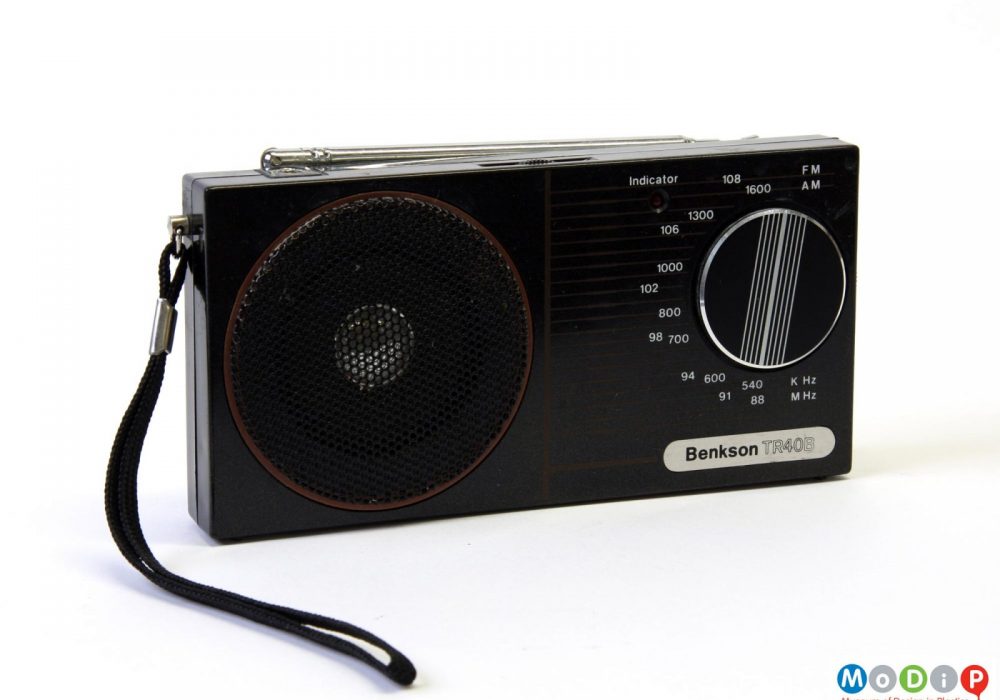 Benkson TR40B transistor radio