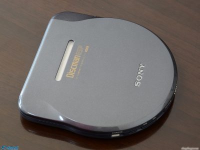 索尼 SONY D-777, 非DBB版