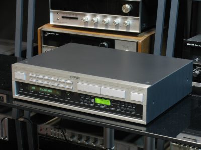 Revox B160 FM 调谐器