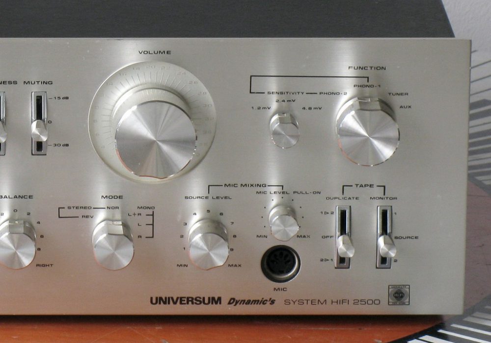 Universum System HiFi 2500 功率放大器