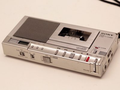 Sony M-900