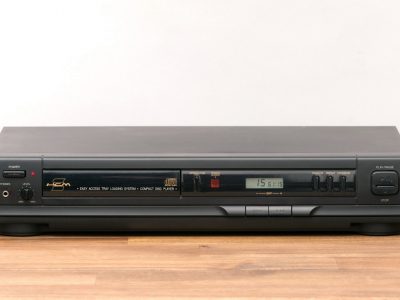 HCM CD-Player in Grau