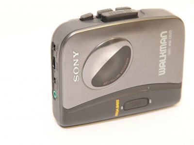 索尼 SONY WM-EX122 WALKMAN 磁带随身听