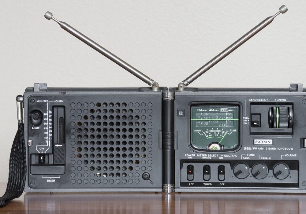索尼 SONY ICF-7800W PSB/ FM/AM 收音机