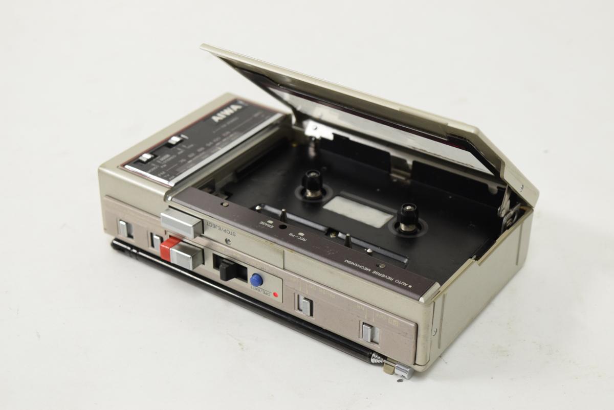 100％本物保証！ 【希少】小型 AIWA CassetteBoy ラジカセ HS-J11 ...
