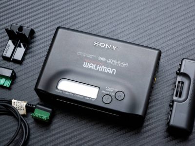 SONY WM-F707 WALKMAN 磁带随身听 + MDR-E472 耳机