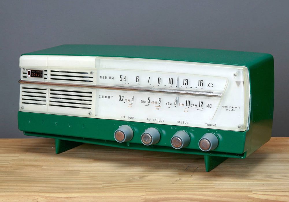 SANYO SF-37 2BAND AM/SW 电子管收音机