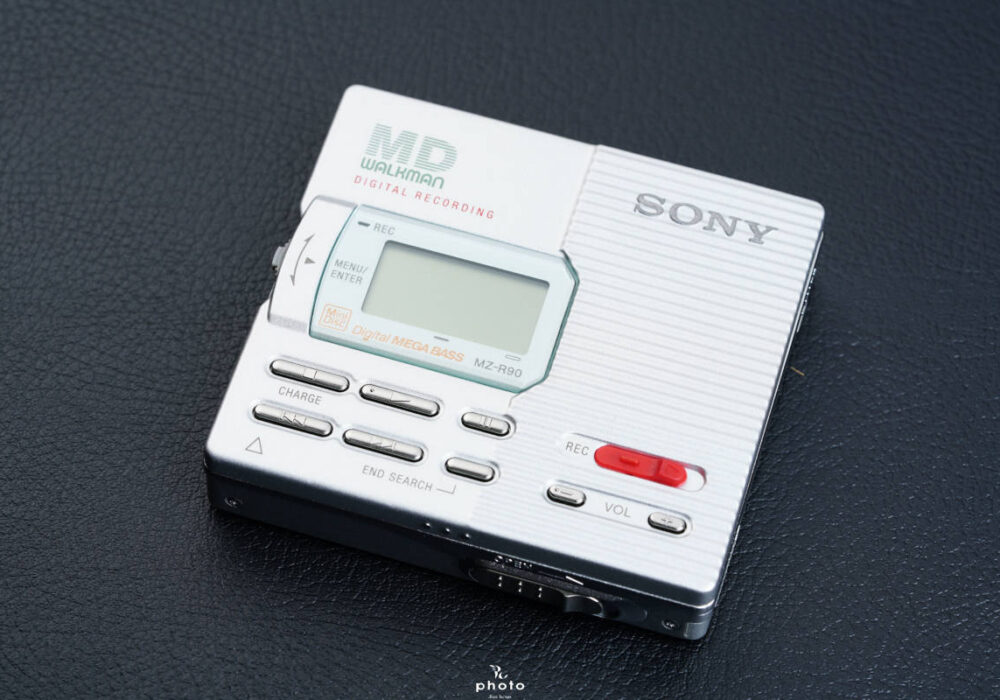索尼 SONY WALKMAN MZ-R90 便携式MD播放器