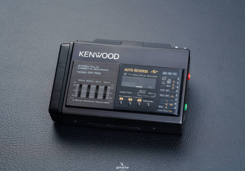 中古品・動作 KENWOOD 建伍 4-BAND EQ調整機能搭載 FM-AM ラジオ 磁带随身听 CP-700 整備品